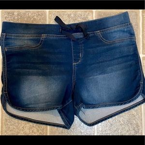 Misses Short-shorts, blue denim, size Large 11-14